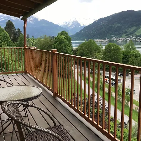 Panorama Lodge *